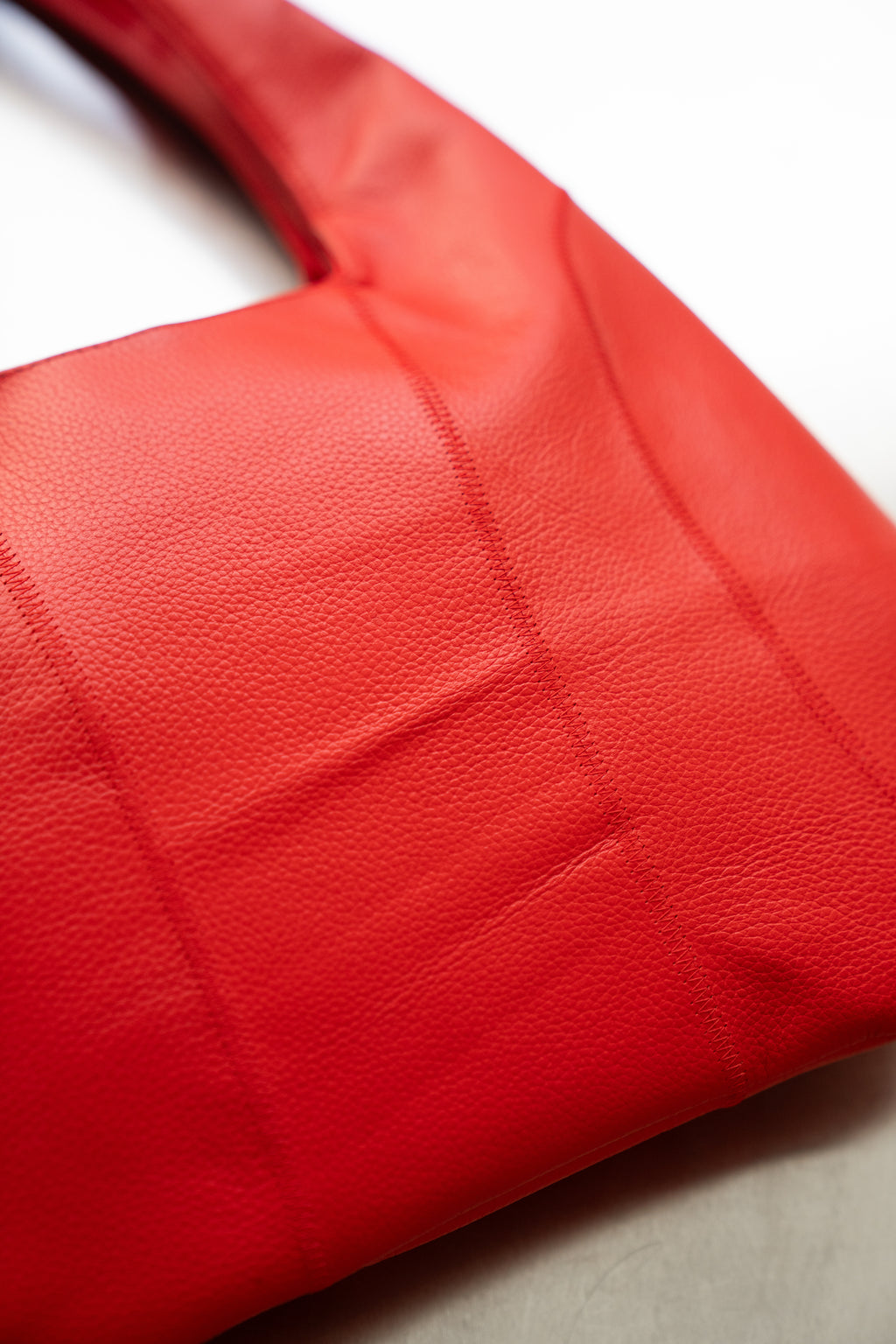 FULL RED RINGBAG