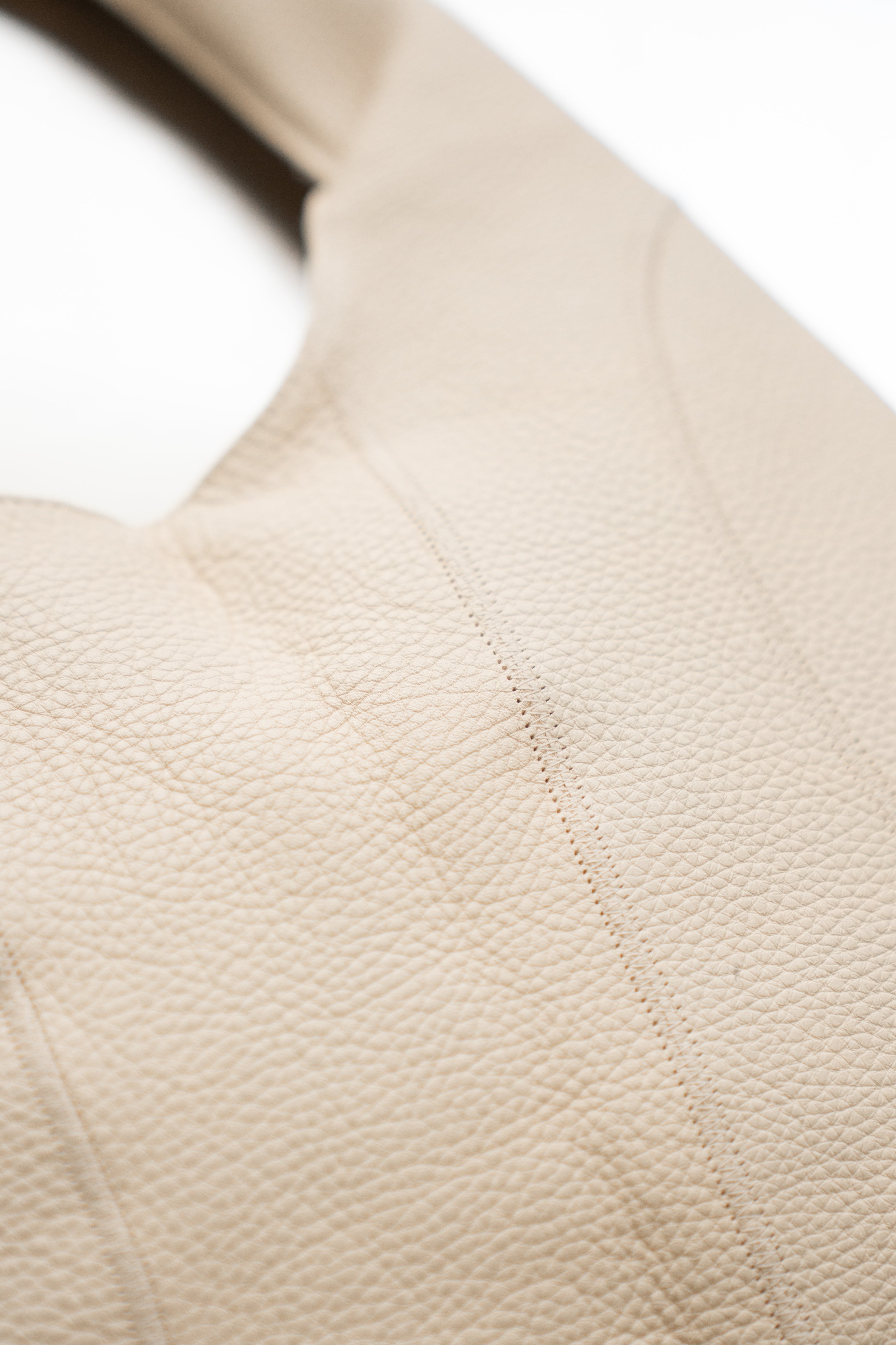 FULL WHITE RINGBAG